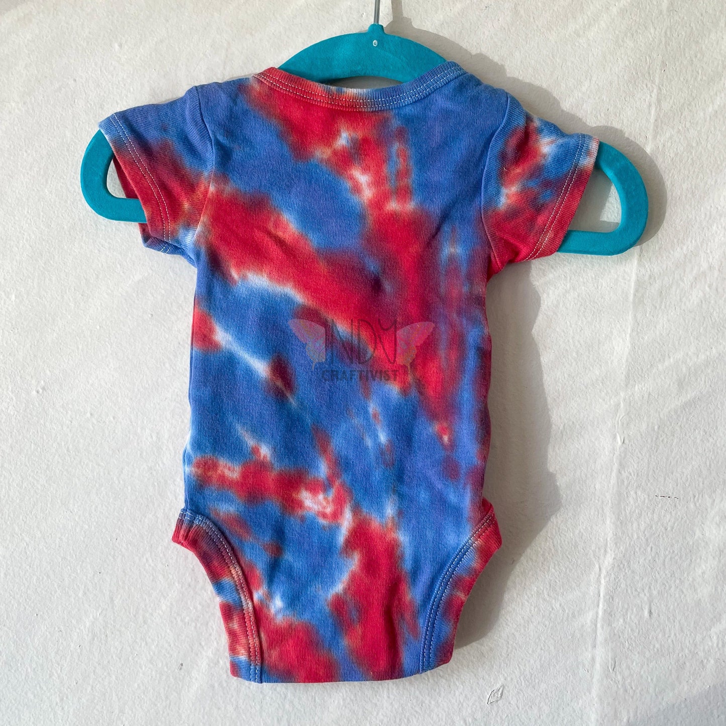 Newborn Tie Dyed Infant Bodysuit