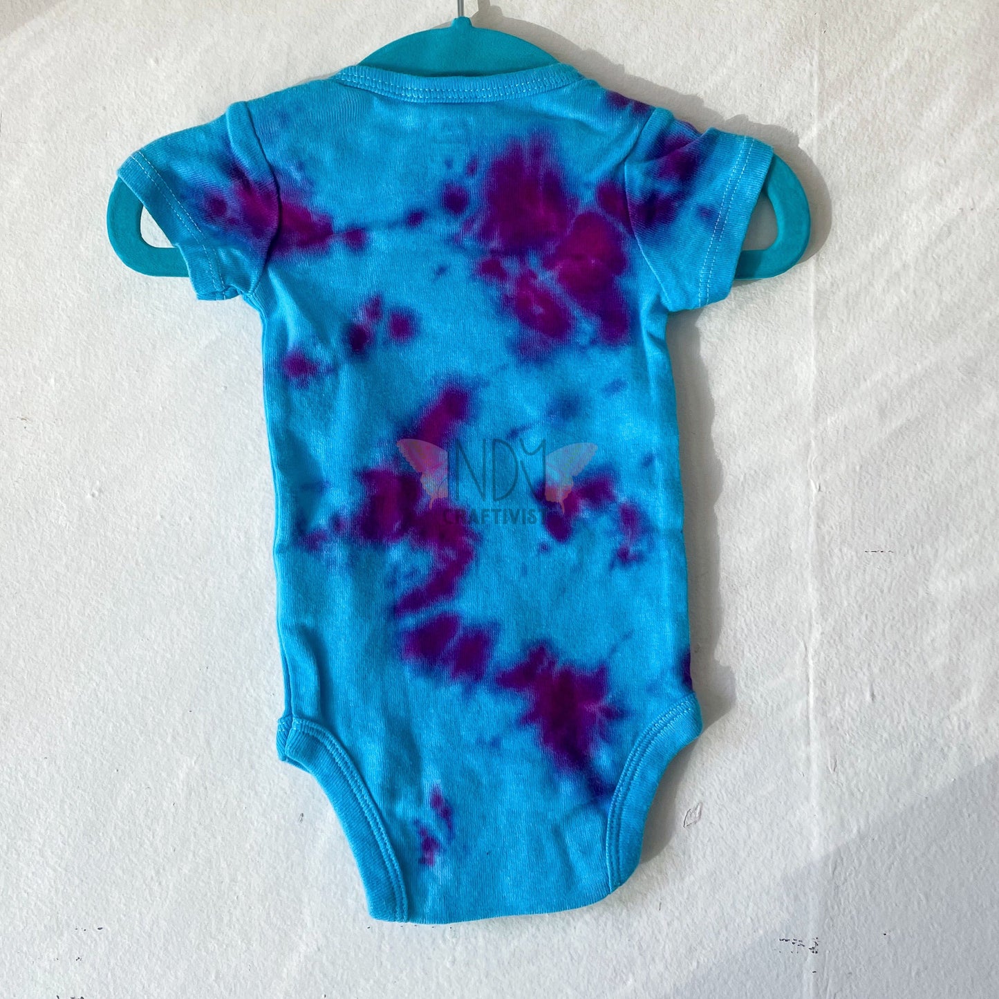 Newborn Tie Dyed Infant Bodysuit